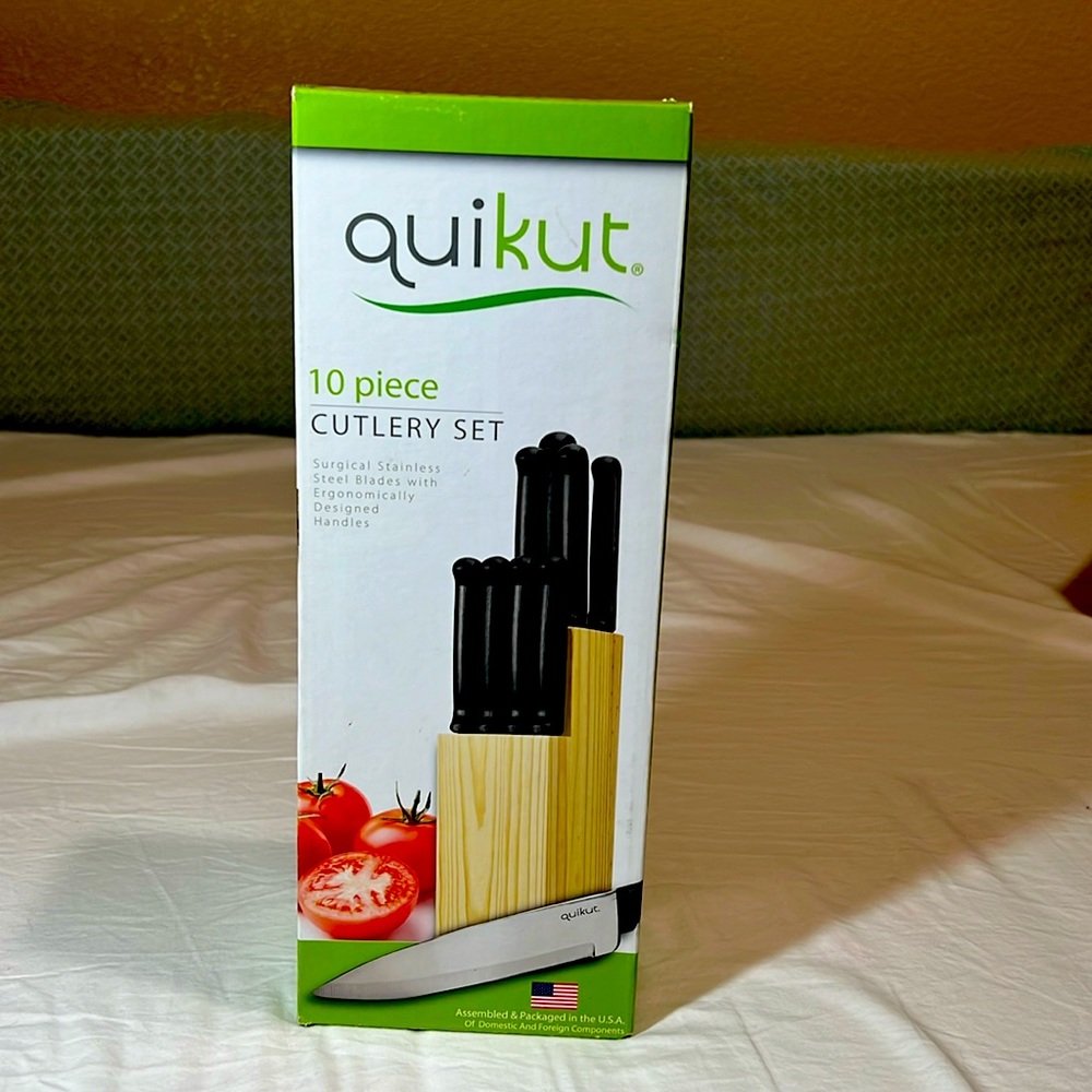 10 piece cutlery set, new with box